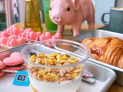 百香果芒果酸奶-WHEN PIGS FLY当猪飞