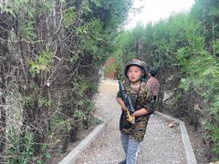 -亲兄弟真人CS团建拓展基地