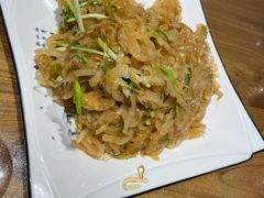 酸菜炒粉-毛毛熏肉•东北菜老字号(大安街店)