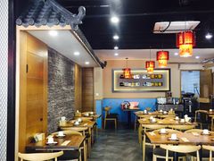 大堂-楚媚娘炭火蛙锅(宽厚里店)