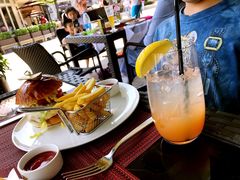 -WOLFGANG PUCK KITCHEN & BAR(迪士尼小镇店)