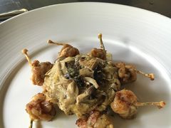 -Mie Cafe