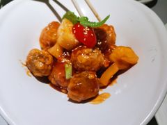 椰果菠萝咕噜肉-闻见中国海南菜(K11店)