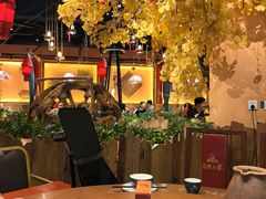 -老滇山寨•云南特色菜•地方菜•民族风情歌舞表演(金碧店)