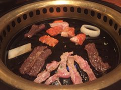 -炼火烤肉店
