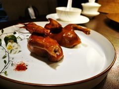 乳鸽-广州文华东方酒店·江-由辉师傅主理