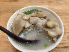 -雷祖芳老妈蹄花店