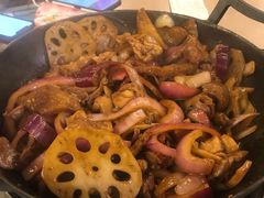 -胡须佬鸡煲四季火锅店(石厦西村直营店)