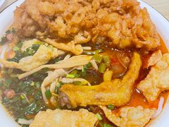 -丽丽三鲜螺蛳粉(田林路店)