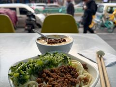 素椒绍子面-大碗面(洗面桥街店)