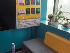 -荒岛实景沉浸密室(江汉路1店)