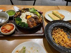 -HELLO 27 意面·沙拉·帕尼尼