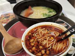 -妈妈故事米线(市府恒隆店)