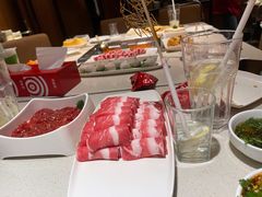 -海底捞火锅鲜切牛肉主题店(长寿路店)
