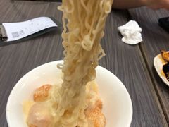 芝心丸芝士汁公仔面-新记餐厅(香槟大厦店)