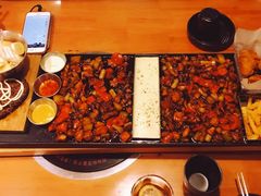 -肥肥虾庄·金牌油焖大虾(杨园滨江时代walk店)