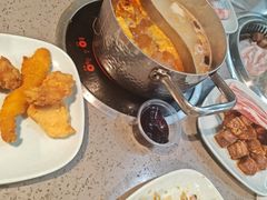 -金滏山·烤肉海鲜火锅自助(襄阳万达店)