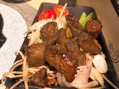 -穹六人间 people 6(岳阳路店)