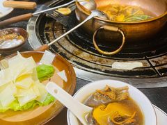 -阿山卓·野生菌火锅·纳西火塘烤肉