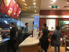 -The Habit Burger Grill 哈比特汉堡(爱琴海店)