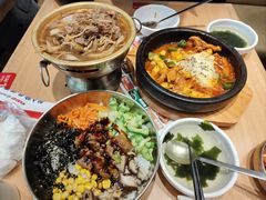 -米村拌饭(银泰中心店)