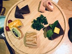 甜品拼盘-礼舍·和牛火锅·烤肉·料理餐厅(华茂店)