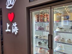 -DQ·蛋糕·冰淇淋(大宁国际商业广场店)