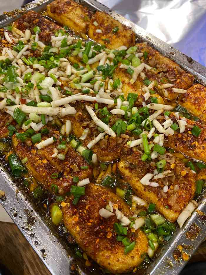 瓦烤·烧烤界扛把子(宽窄总店)-"为了吃夜宵,俩人跑了大老远,本来是吃