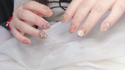 -今玥美甲美睫