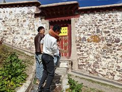 -比如骷髅墙景区