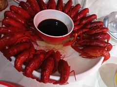 -海盗船. 龙虾烧烤. 酒馆