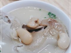 -雷祖芳老妈蹄花店