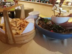 千岛湖鱼头泡饼-咖啡苑自助餐厅·中国大饭店