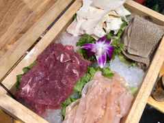 -潘小辣鲜肉老火锅
