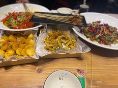 -临界音乐酒馆·小龙虾·江湖菜(华熙LIVE·鱼洞店)