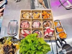 -马路牙子烧烤音乐酒馆(望京店)