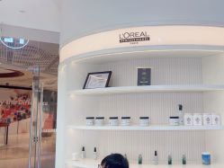 -PE SALON