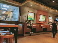 大堂-The Habit Burger Grill 哈比特汉堡(复兴soho店)