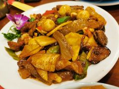 精品全家福-北平小馆·烤鸭·家常菜(磨房北里店)