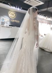 -艾米丽婚纱礼服