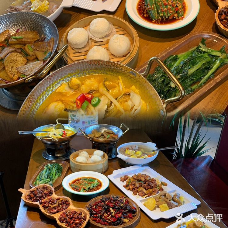 这里的每一道菜肴，都是对云南美食的绝美传承，回味无穷