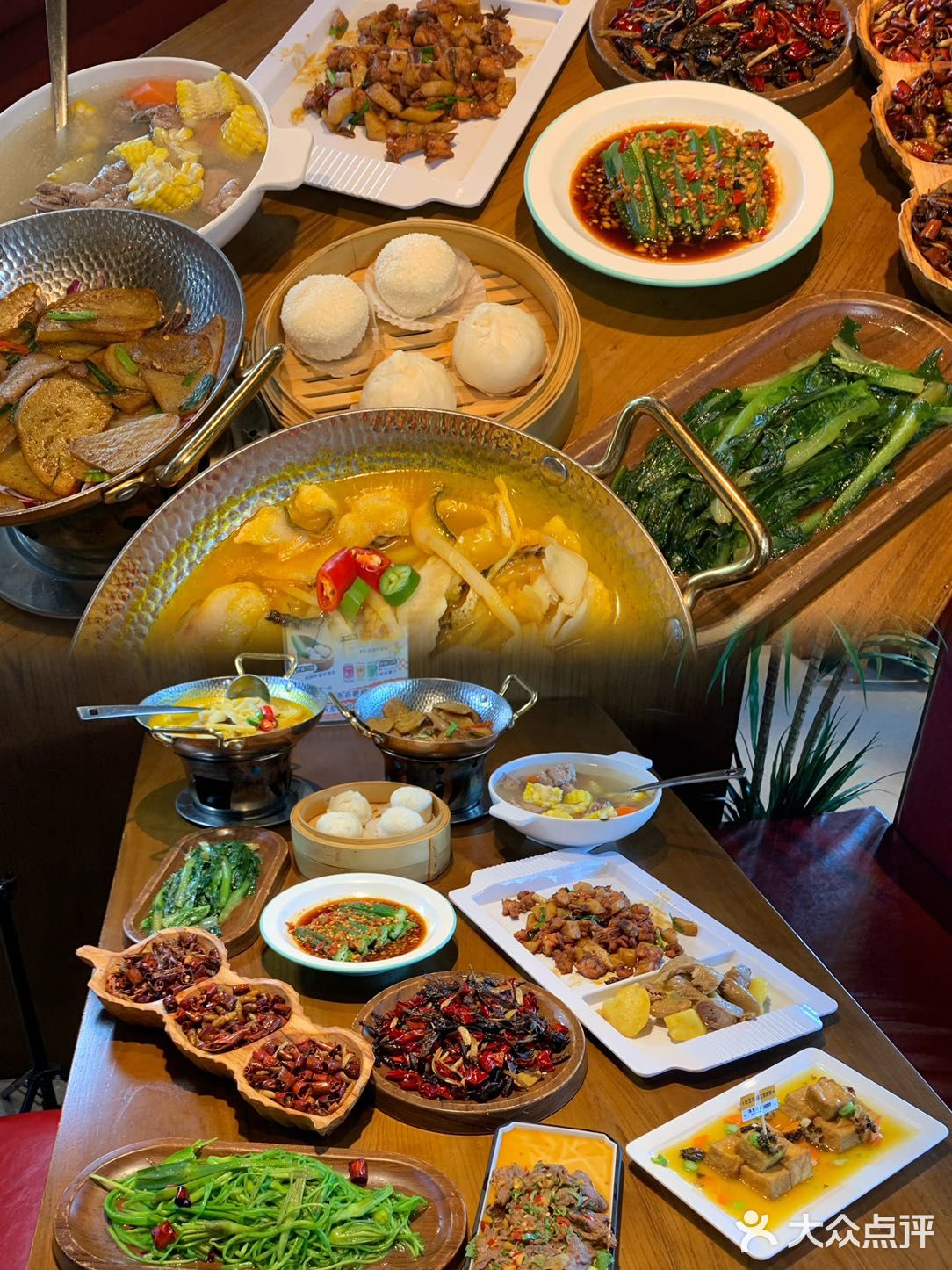 这里的每一道菜肴，都是对云南美食的绝美传承，回味无穷