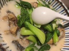 -鲜越鲜鱼粉(财富购物中心店)