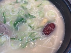 -神仙雪浓汤(明洞店)