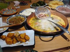 -洱火云南酸菜牛肉火锅(石景山当代商城店)