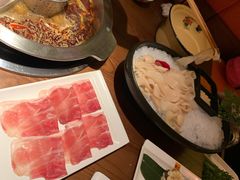 -佬土鹅肠火锅(解放路店)