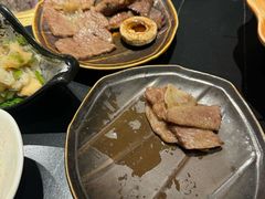 -山川小町·极番烧肉(新地假日广场店)