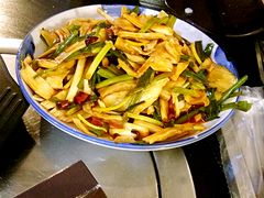 -喝丢一只鞋海鲜烧烤·海肠捞饭(文体街店)