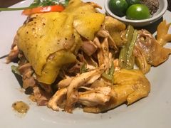 越式麻油捞鸡-大头虾越式风味餐厅(光明广场店)