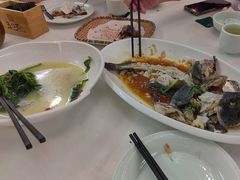 -五谷芳乳鸽王(海景店)